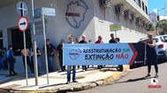 Trabalhadores da Funasa protestam contra a extinção do órgão
