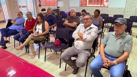 Assembleia Aposentados CG