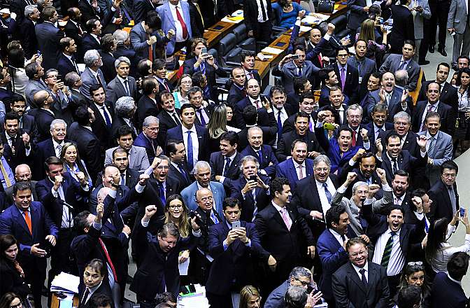 Sessão para análise e discussão da Reforma Política